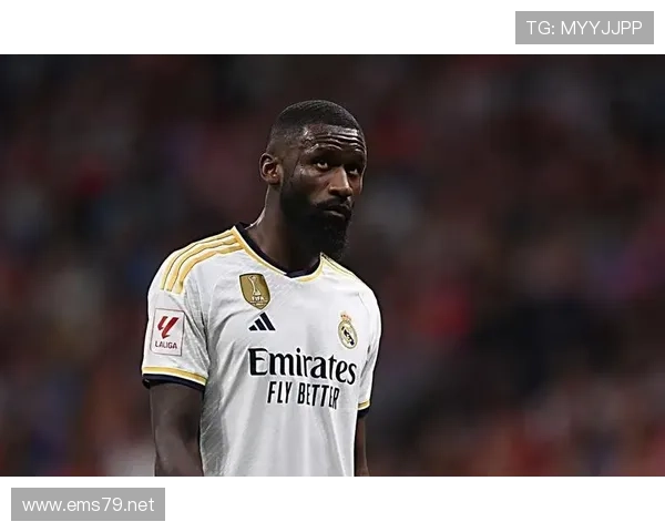 安东尼奥·吕迪格对抗哈兰德：强硬防守对决