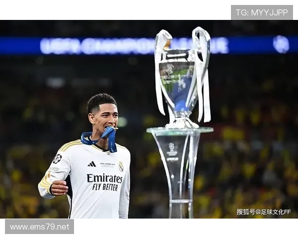 贝林厄姆晚上都不点外卖？这生活节奏，跟明星助理似的！